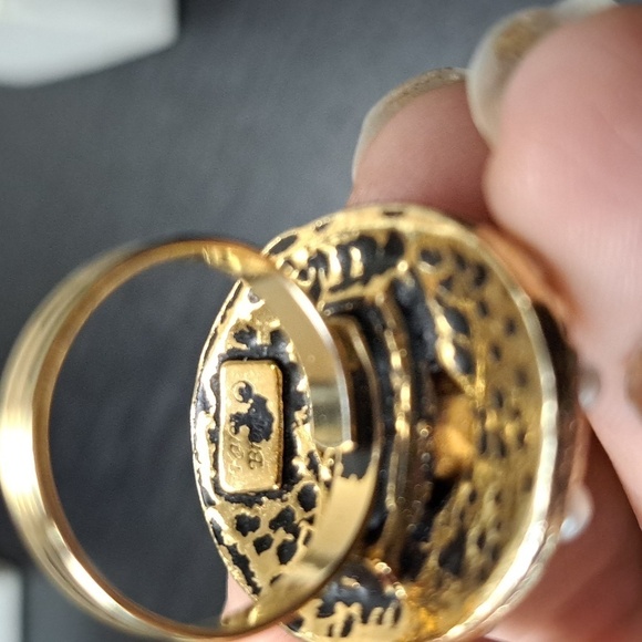 Vintage 1970's Karen Brent Adjustable Size Cocktail Ring. - Picture 4 of 7